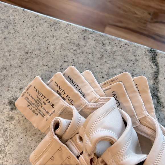 Vanity Fair Beauty Back Smoothing Bras (Set of 8) - Picture 5 of 8